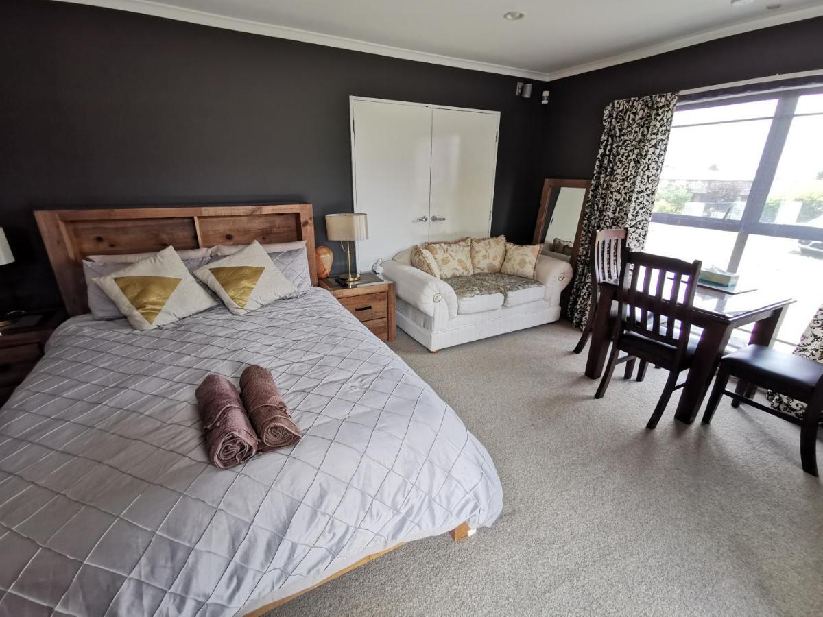 Lakeview Holiday Hideaway Таупо Екстер'єр фото